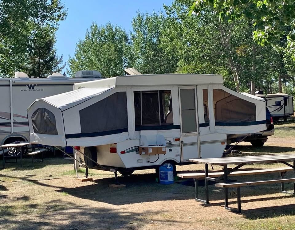 (Vehicle 1) Palomino Tent Trailer Camping Adventure - Image 2
