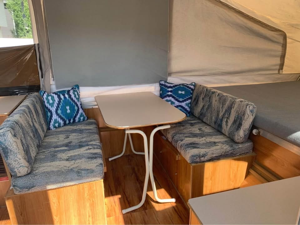 (Vehicle 1) Palomino Tent Trailer Camping Adventure - Image 7